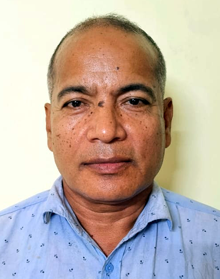 প্রশাসনিক কর্মকর্তার ছবি